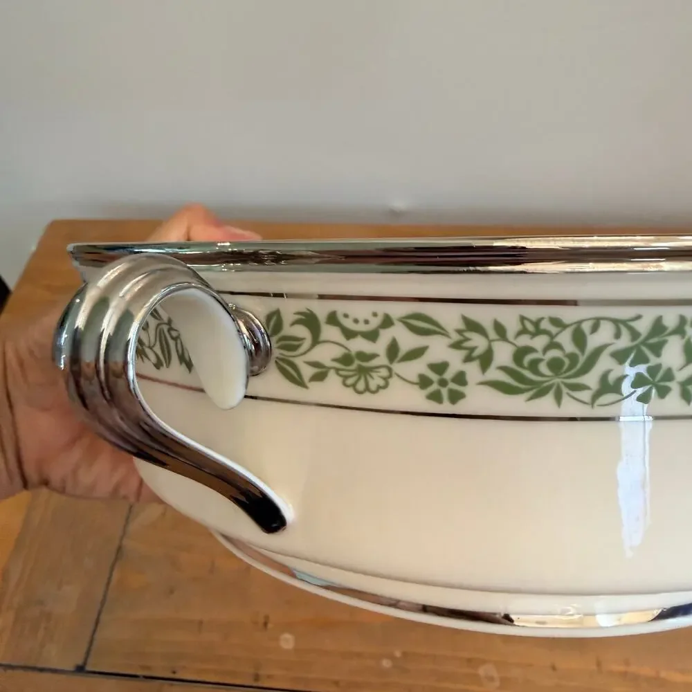 Vintage Lenox Memoir Round Covered Vegetable Bowl 1970 Fine China Mint Condition